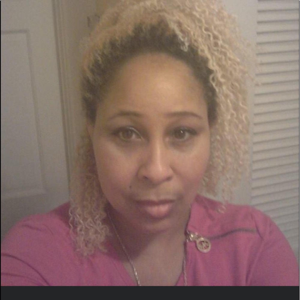 Meet your Posher, Robin